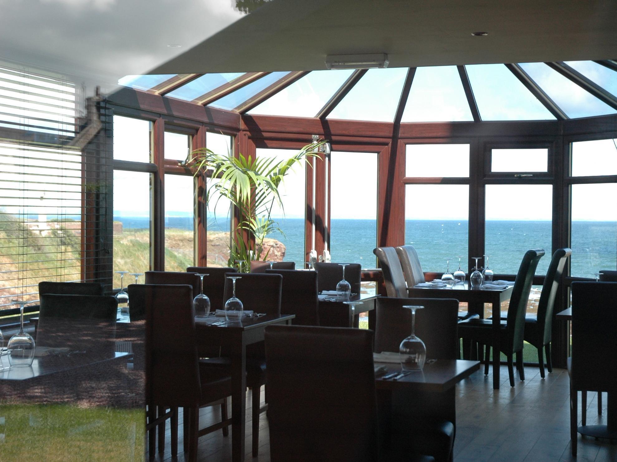 Bayswell Park Hotel Дънбар Екстериор снимка